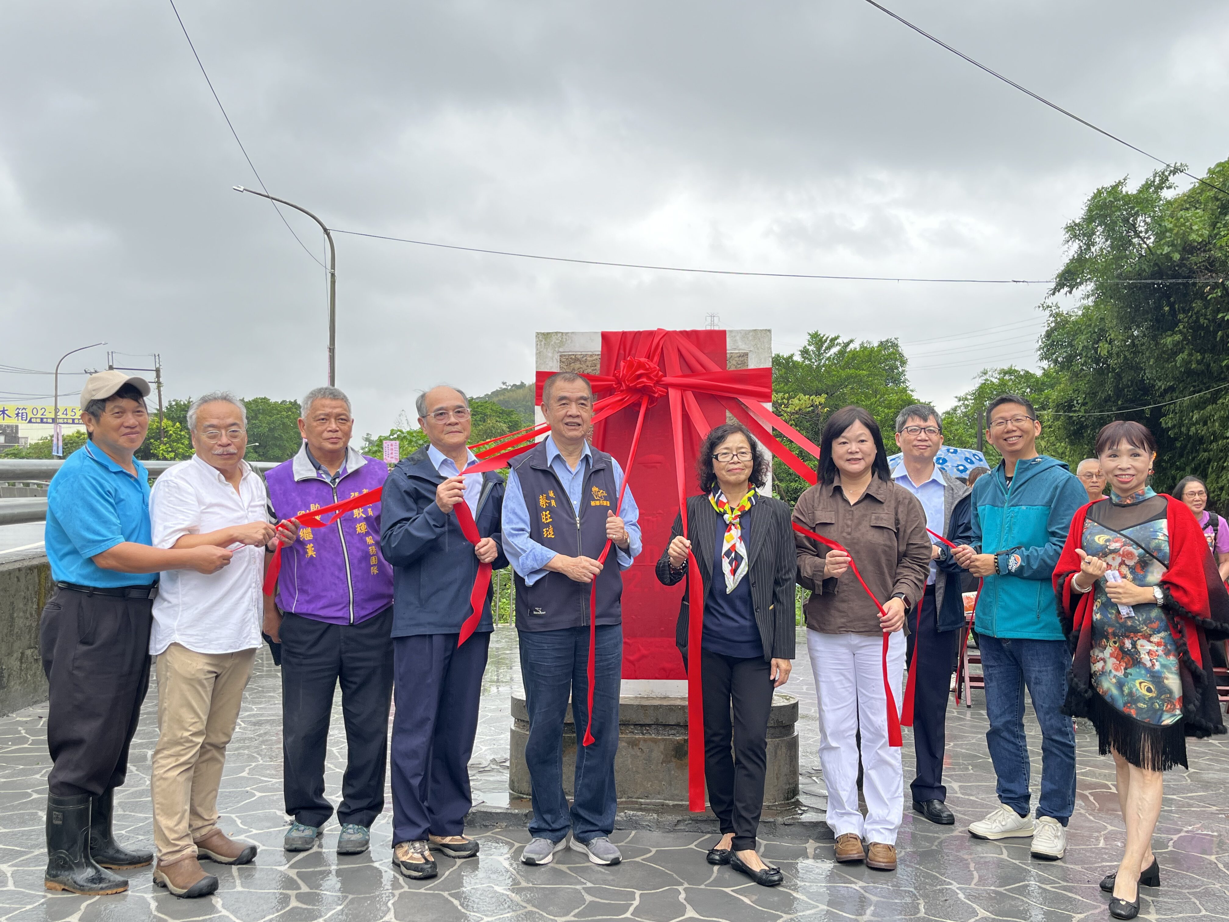 經典老爺車開進七堵！「麥克阿瑟公路」嘉年華　復古市集重現懷舊風情