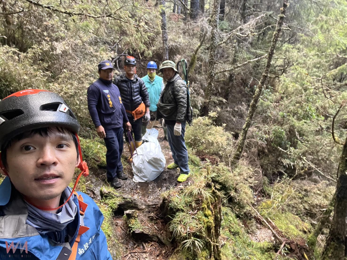 南投八通關古道山難搜救案 艱難環境下完成大體吊掛 - https://www.watchmedia01.com
