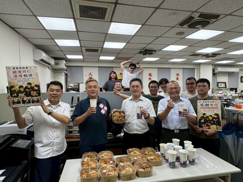圖文：中市刑大慶祝警察節暖心慰問  向治安英雄致敬。